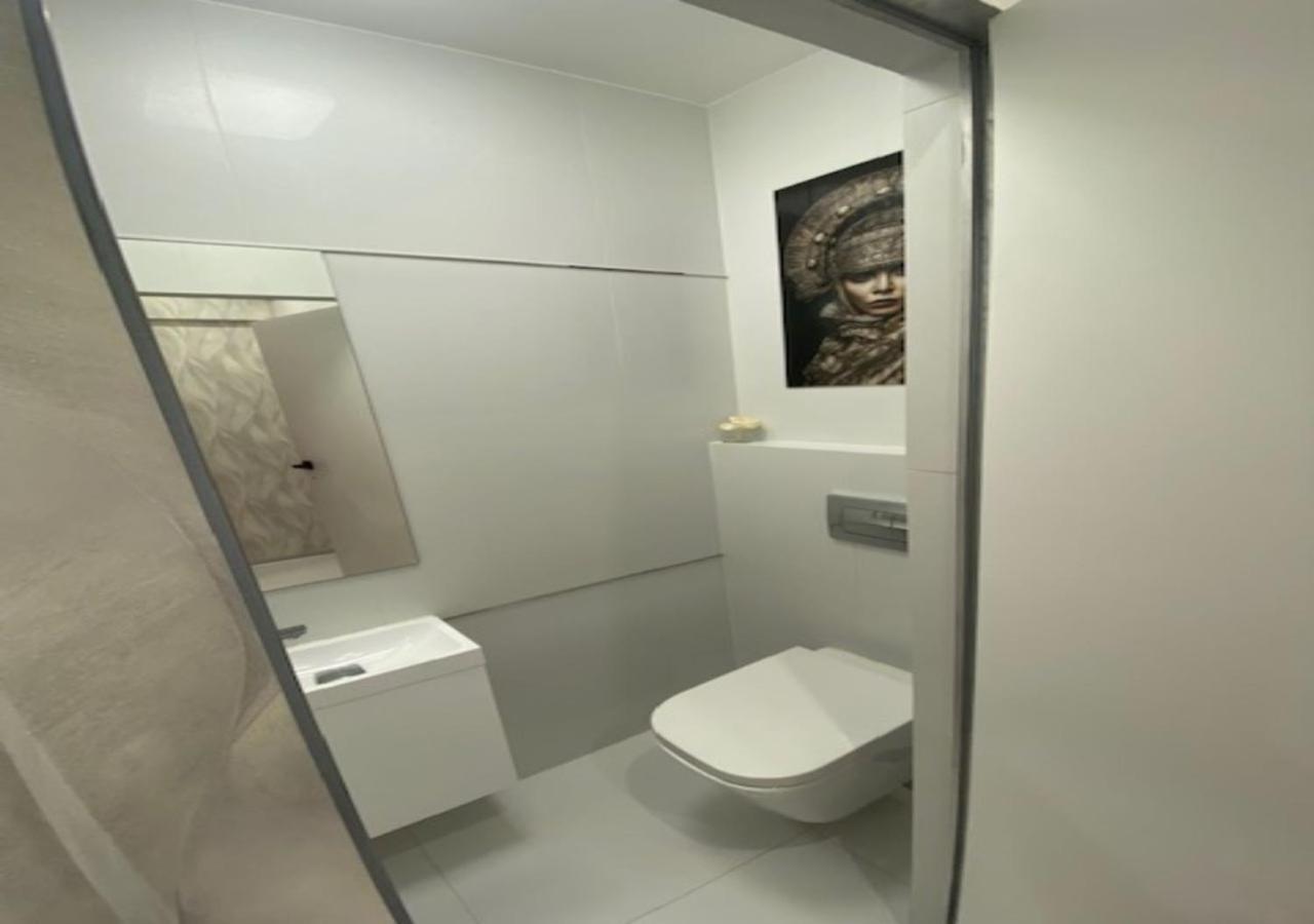 Apartamenty Planeta ビエルスコ・ビアバ エクステリア 写真