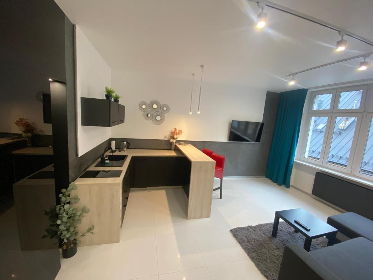 Apartamenty Planeta ビエルスコ・ビアバ エクステリア 写真