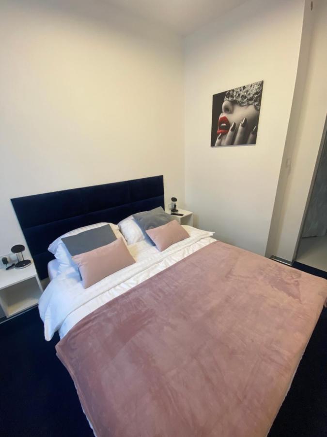 Apartamenty Planeta ビエルスコ・ビアバ エクステリア 写真