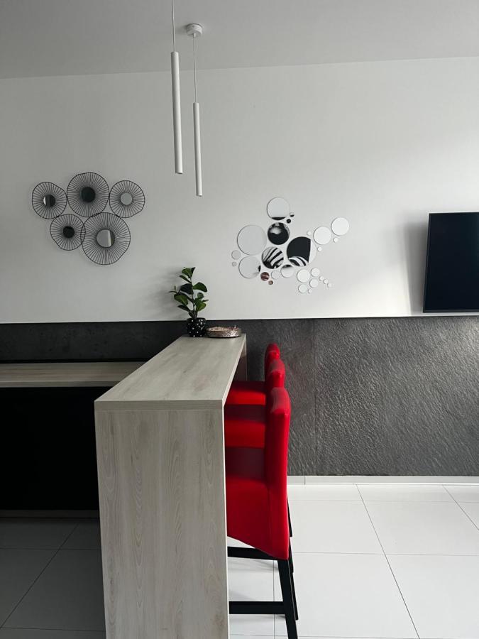 Apartamenty Planeta ビエルスコ・ビアバ エクステリア 写真